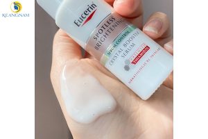 Eucerin Spotless Brightening Sebum Control Crystal Booster Serum được coi là tinh chất dưỡng sáng da trị nám